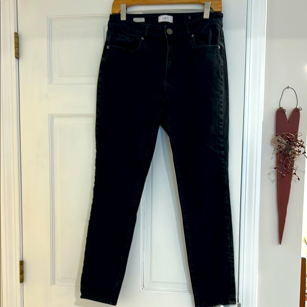LOFT Black Ankle Cropped Jeans Modern Style